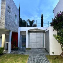 Casa con Terraza