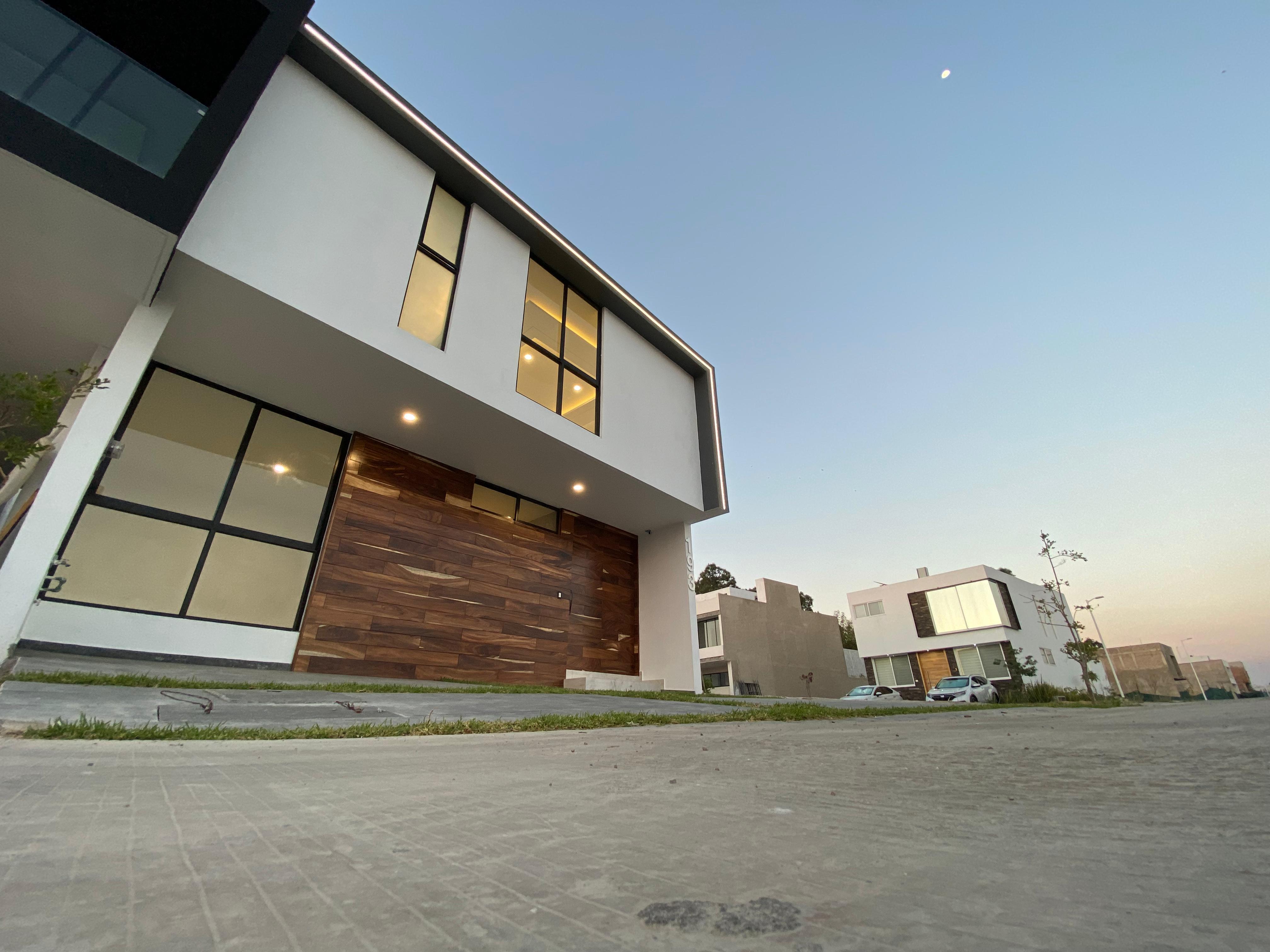 Casa 194 Coto Maples 2